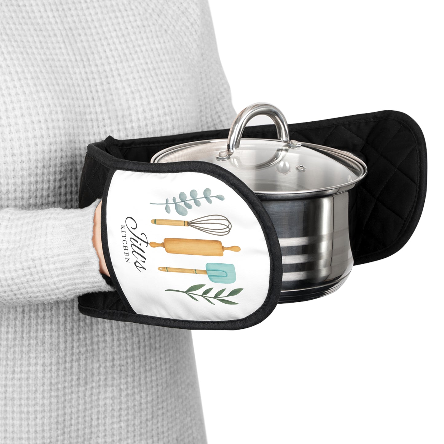 Personalized Oven Mitts or Pot Holder Set, Double Handle Kitchen Utensils Design, Custom Gift for Mom, Grandma, Housewarming