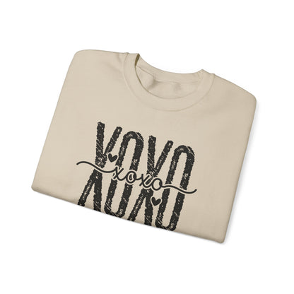 XOXO Sweatshirt Valentine Leopard Heart Print, Cute Retro Script Crewneck, Cozy Gift for Her, Vintage Graphic Pullover, Casual Outfit Top