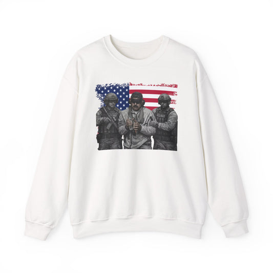 Maduro Captured 2026 Venezuela Libre Sweatshirt, Patriotic Military Graphic Crewneck, American Flag Soldier Tribute, Support Pullover