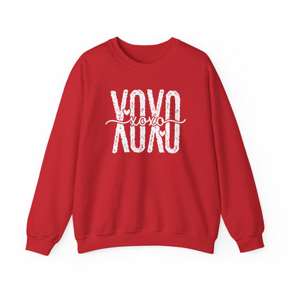 XOXO Sweatshirt Valentine Leopard Heart Print, Cute Retro Script Crewneck, Cozy Gift for Her, Vintage Graphic Pullover, Casual Outfit Top